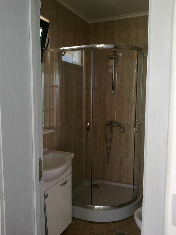 Azur Apartments Sozopol Bilik gambar